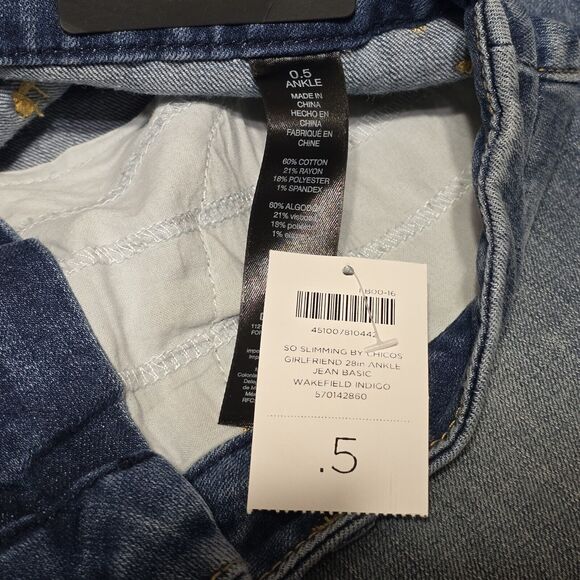 NEW Chico’s Size 0.5 (6) Blue Denim So Slimming Girlfriend Ankle Jeans - Picture 5 of 10